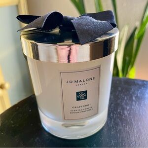 Jo Malone Grapefruit Candle with Black Bow and Silver Lid
